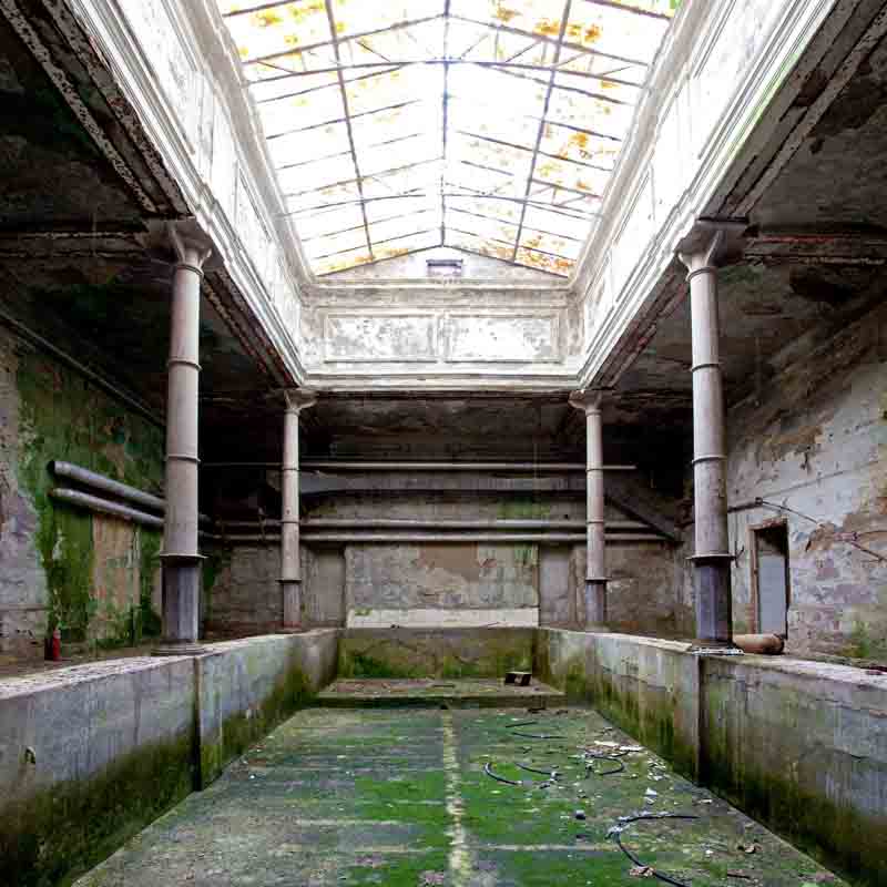 Napustene zgrade Marin Mester Bazen