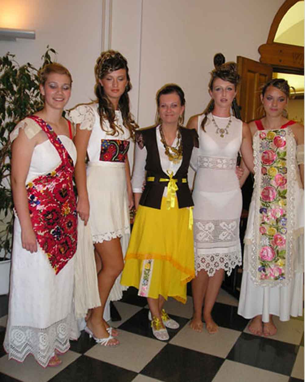 Elena Conjer sa modelima