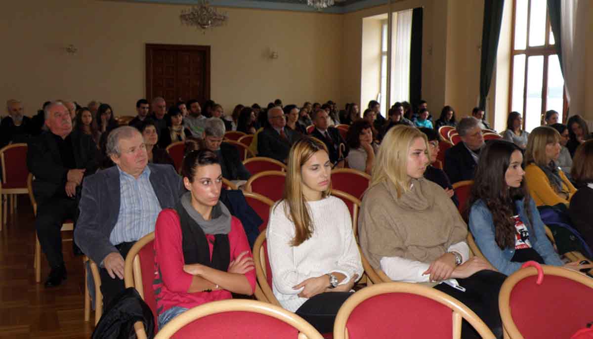 Prepuna Svecana dvorana