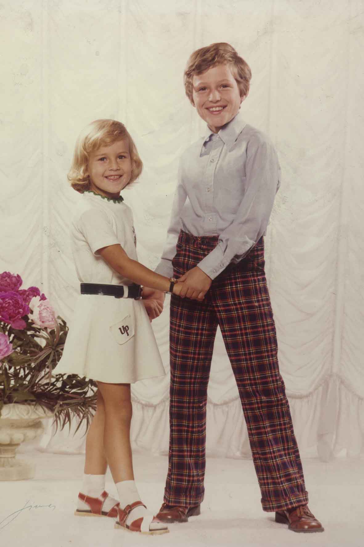 Dvoje anonimne djece 1970