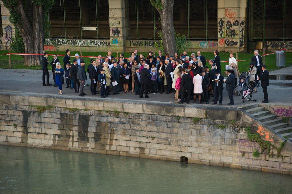 098 Rosh Hashanah Donaukanal 9.2010 12 klein