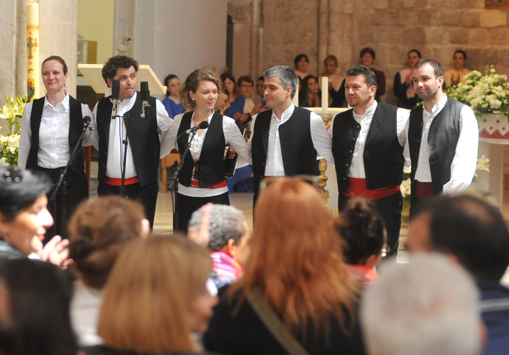 aklapela dominikanci 270414 6