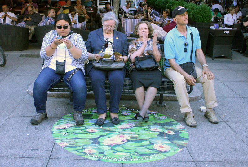 superfrog na cestu 6