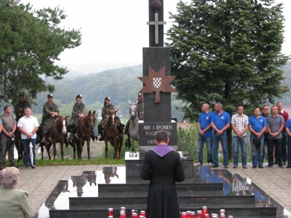 Maraton Križ s krunicom