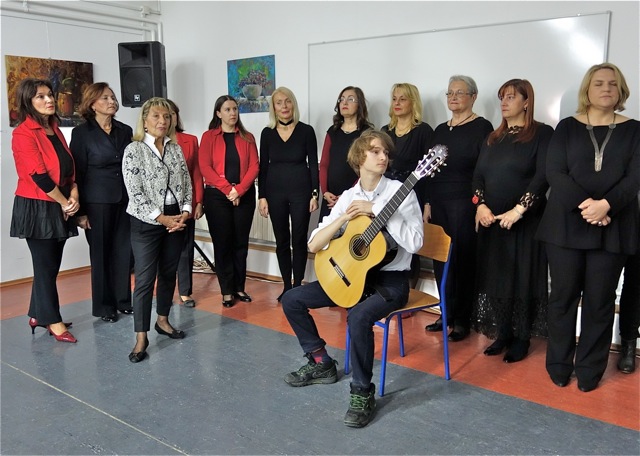 Galerija Sunce Dubravko Lepej i 11 umjetnica Mošt nam vrije foto Višnja Serdar 2014 9