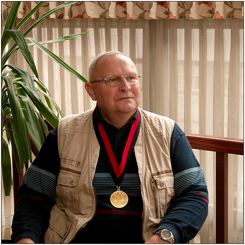 001 BKasal sa zlatnom medaljom iz Egipta za The Tango of Love