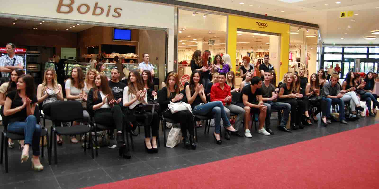 SplitCityFashionCasting 1