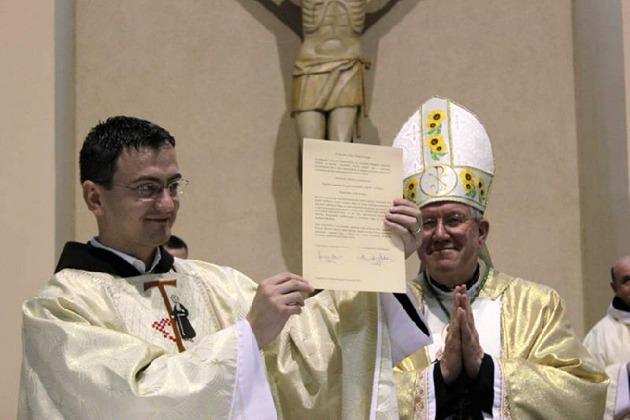 Proslavljena-30-obljetnica-proglasenja-svetim