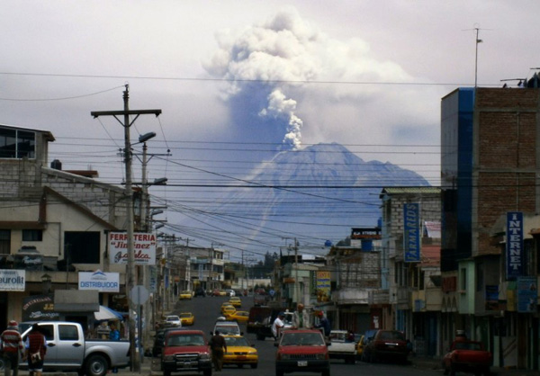 vulkan-tungurahua-ecuador