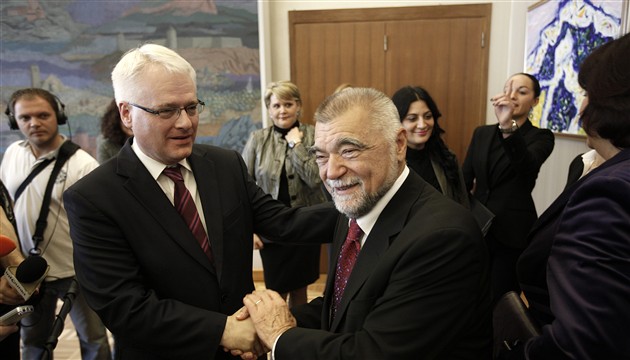 mesić josipović