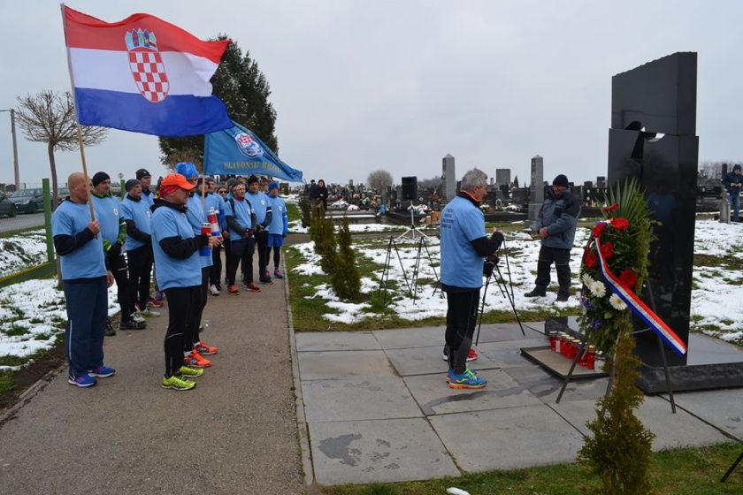 Maraton u spomen na stradanje mještana Lovasa (2)