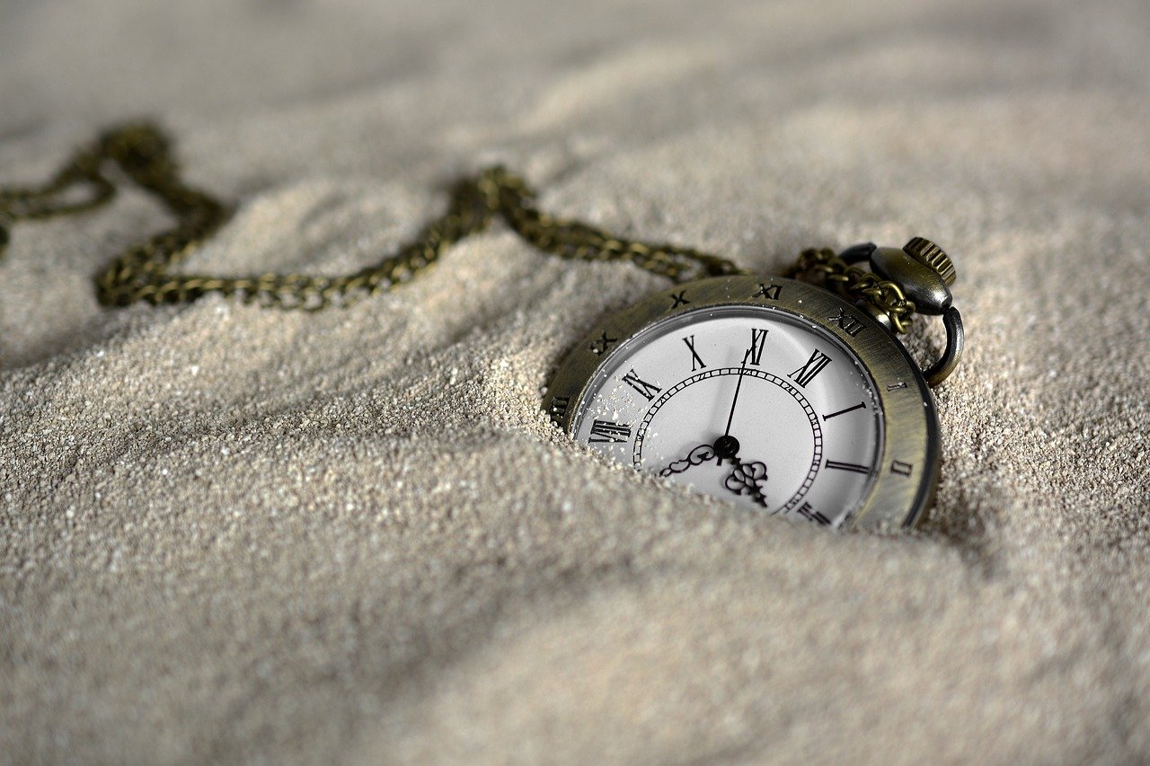pocket watch, time of, sand