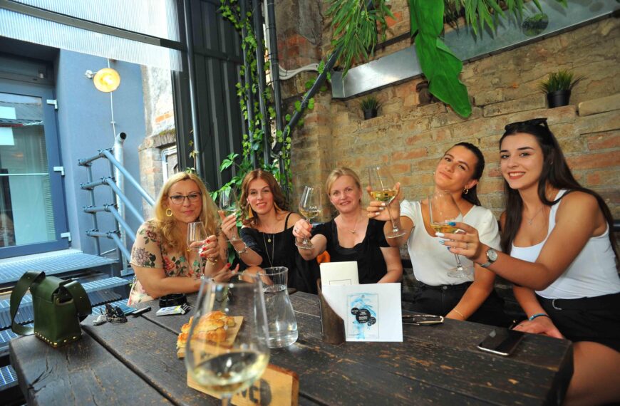 Kole i Lunika u Swanky Monkey Garden