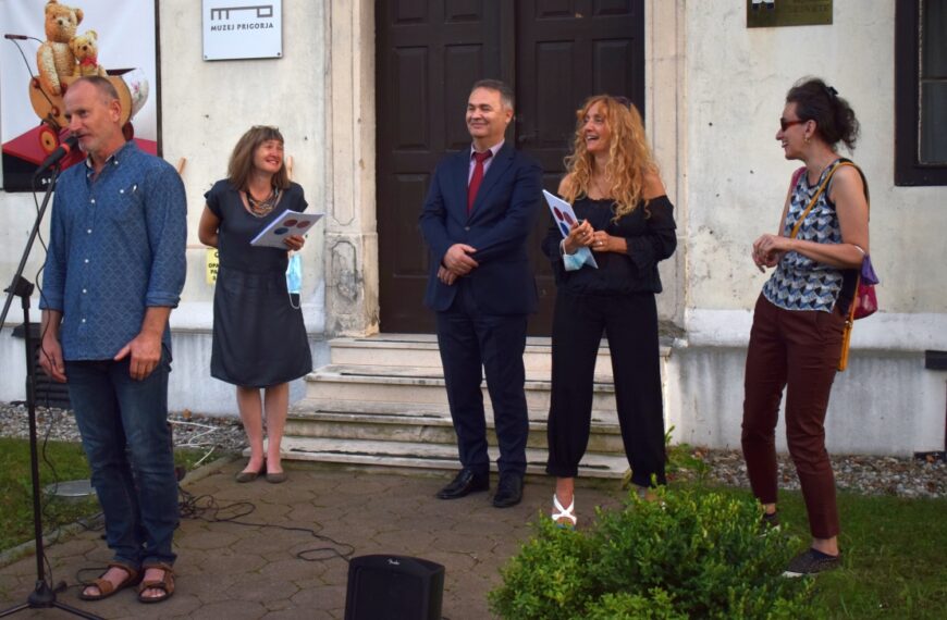 Putujući kroz krug i kvadrat – izložba makedonske umjetnice Petre Jovanovske i poljskog slikara Krzysztofa Bartnika