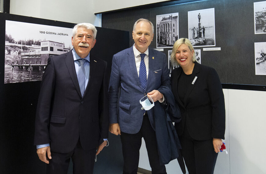 Otvorena izložba “100 godina Jadrana” u Fotoklubu Split