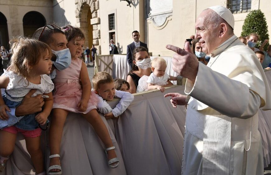 Društveni odgovor na pandemiju je politika općega dobra
