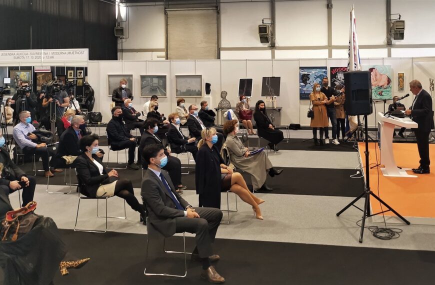 ART FAIR ZAGREB – međunarodni umjetnički sajam, od 14. do 18. listopada