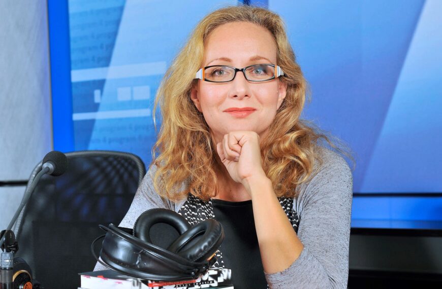 Mali ženski razgovori sa voditeljicom emisije Kutija slova na Hrvatskom radiju, novinarkom Karolinom Lisak Vidović