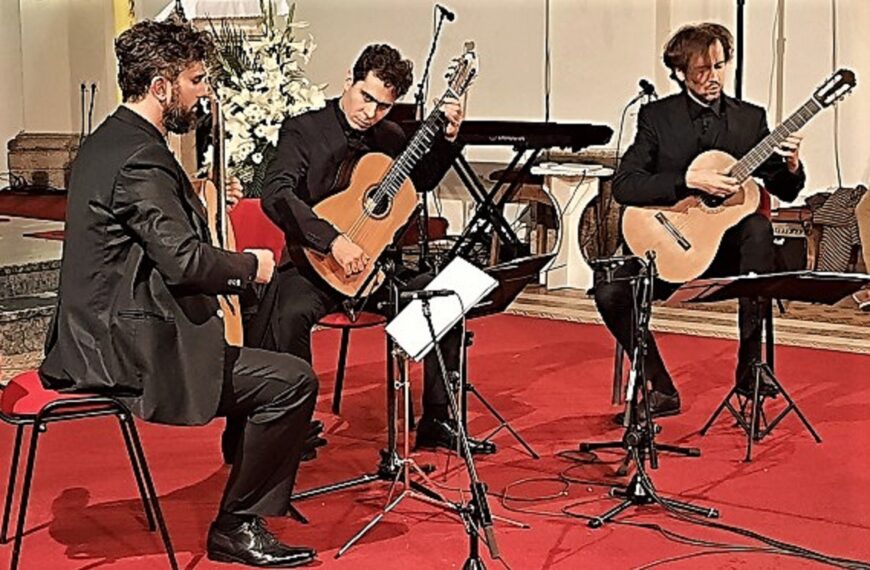 45. SGJ – fantastični gitaristički trio Elogio