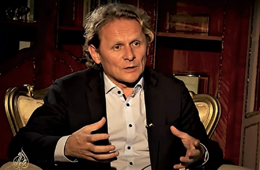 Politka treba prepustiti vođenje pandemije stručnjacima, ovaj put u pitanju su životi