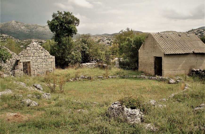 Mramorkina i Lukina pojata