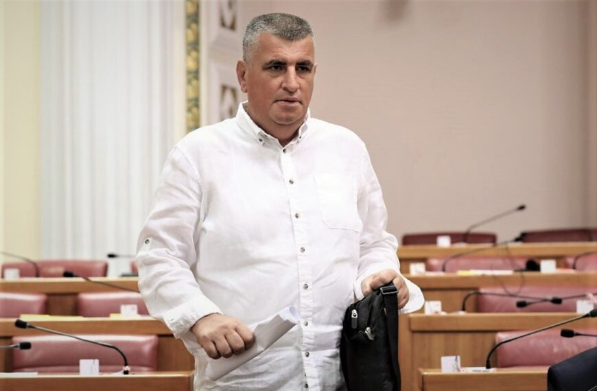 Ovo je posveta gospodinu Miri Bulju