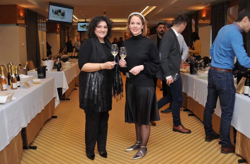 PETI SALON PJENUŠAVIH VINA, 11. lipnja