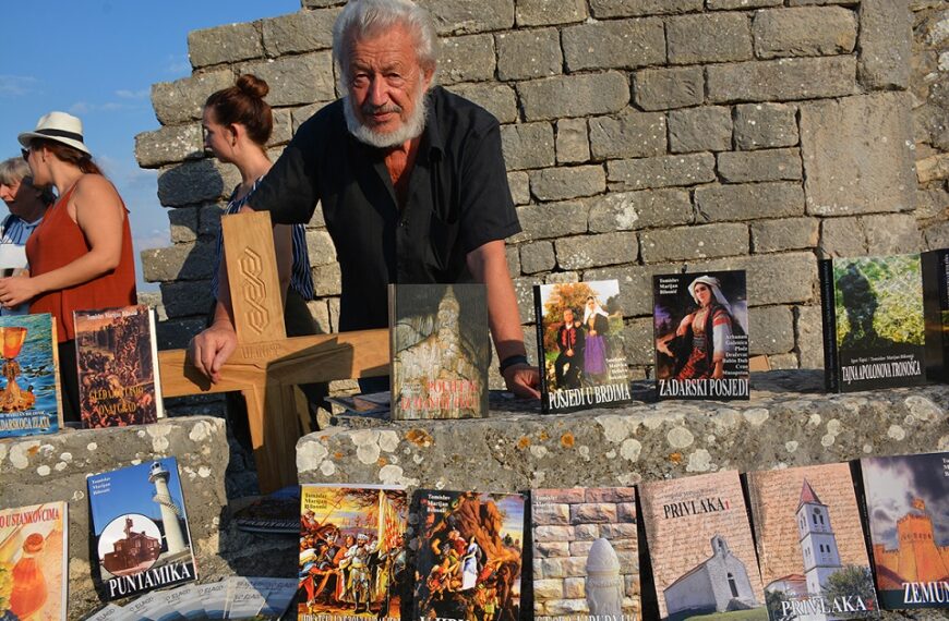 POD JEDNIM ZVONOM DVA JEZIKA – ANTOLOGIJA HRVATSKOG I NJEMAČKOG PJESNIŠTVA