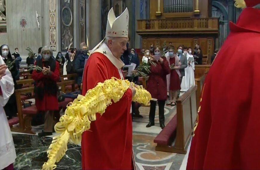 Papa u Nedjelju muke Gospodnje: Molimo za milost čuđenja