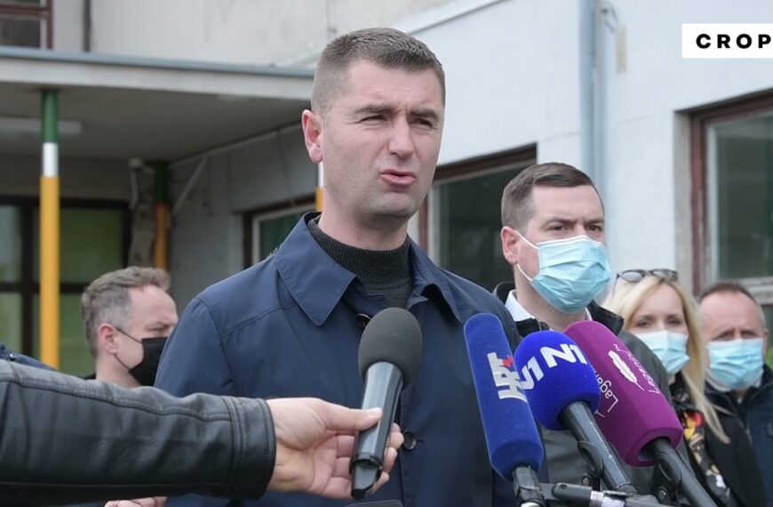 Kandidat HDZ-a za gradonačelnika Davor Filipović obišao Osnovnu školu Bukovac