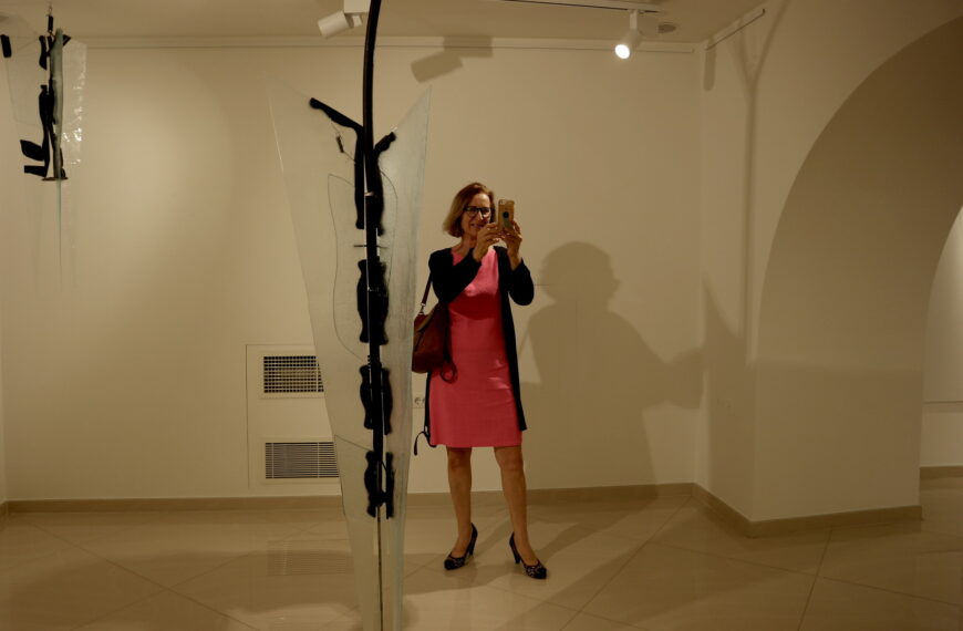 Gail Morris: Reska poetika