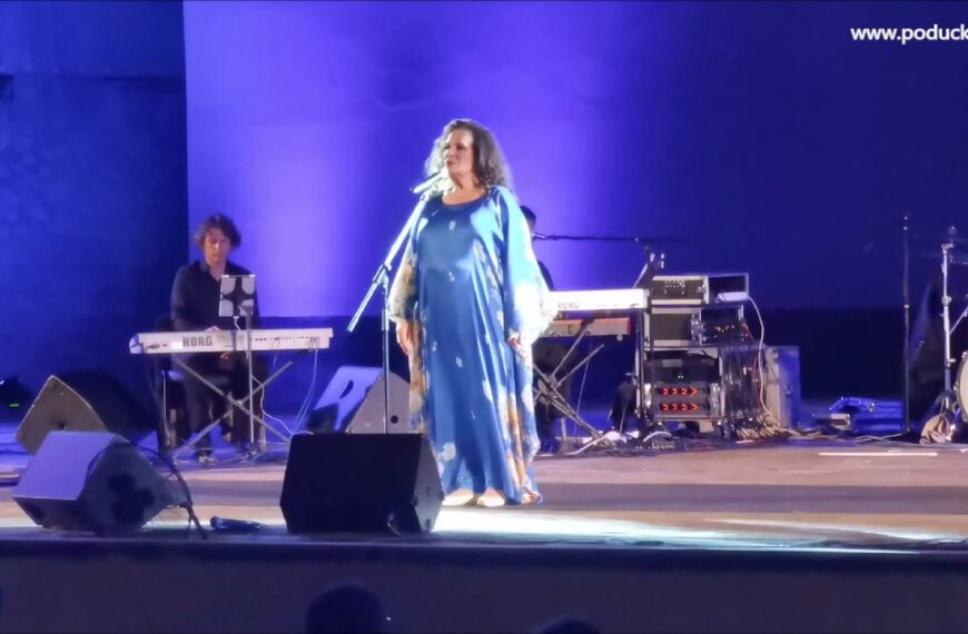 Sjajna Radojka Šverko oduševila Ljetnu pozornicu iznimnim nastupom