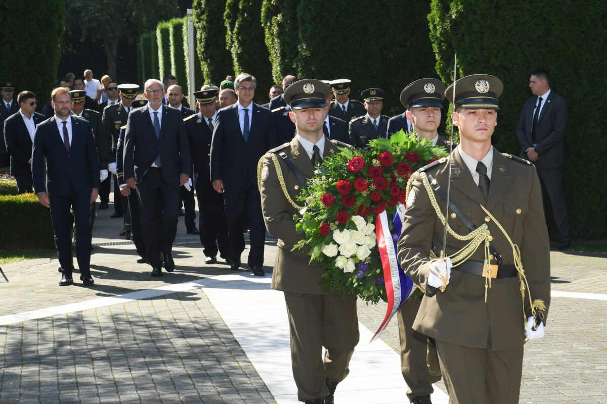Ministar Banožić na obilježavanju 30. obljetnice Bitke za Vukovar