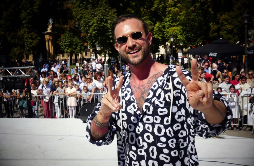 Luka Nižetić koncertom u podne za najmlađe užario Vinkovačke jeseni