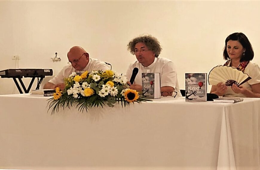 U Neumu upriličena promocija knjige “Mladost duha” don Mladena Šutala