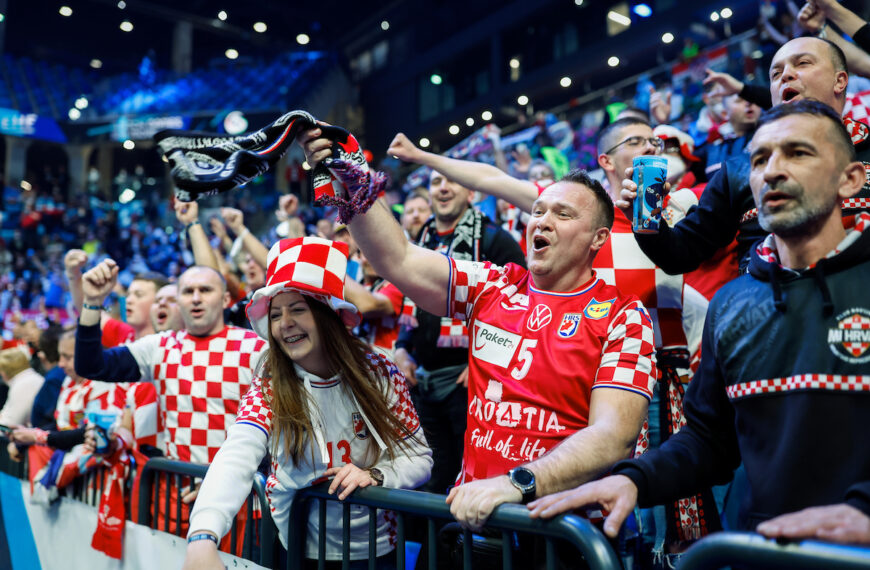 EHF EURO 2022: Čudesna Hrvatska pobijedila Srbiju