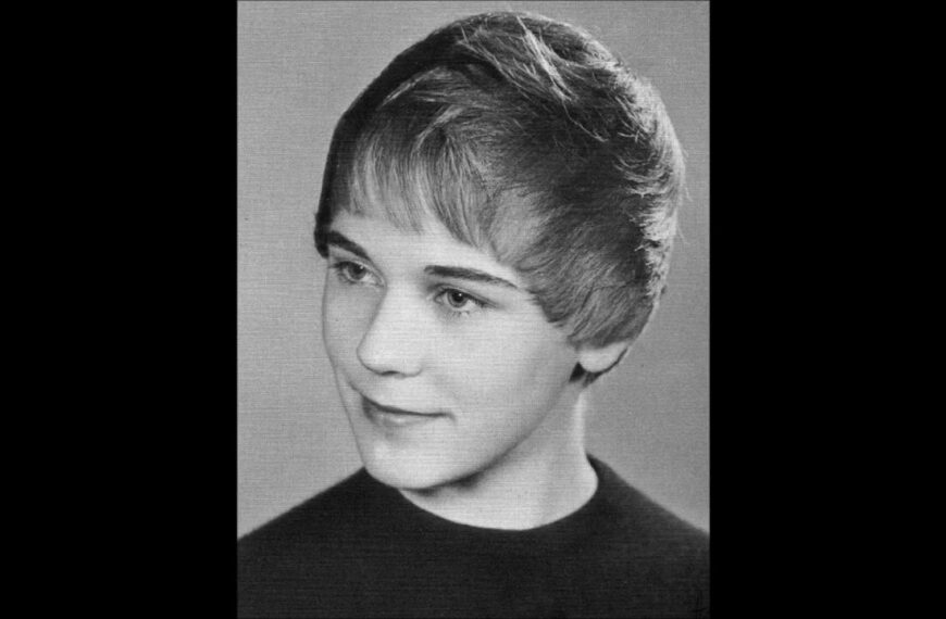 Fotografije koje prikazuju frizure američkih srednjoškolki 1960-ih