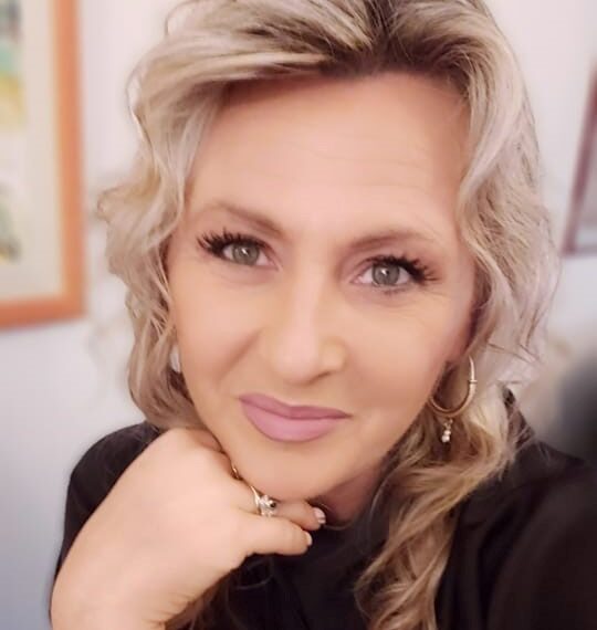 LIDIJA PUĐAK NA VIŠE JEZIKA – projekt mađarskog pjesnika