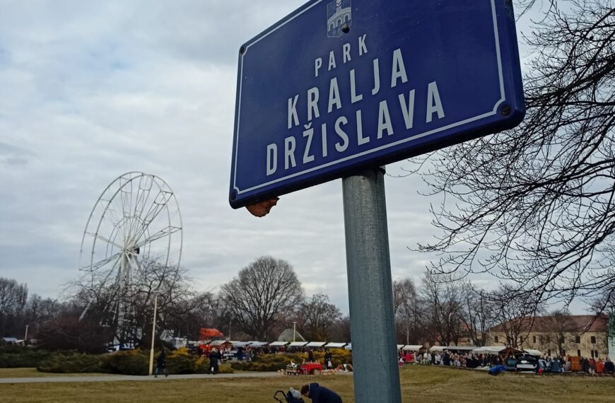 Sajam antikviteta ‘kod Školjke’ u Osijeku