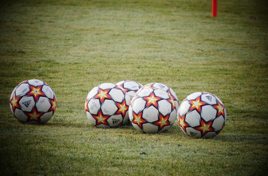 SUPERSPORT HRVATSKI NOGOMETNI KUP Hajduk je zasluženo izborio finale protiv Osijeka ili Rijeke na Poljudu