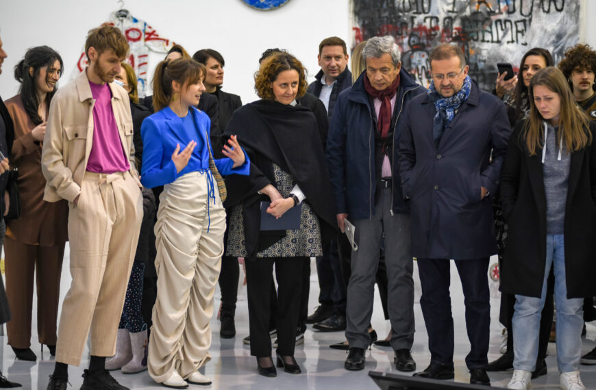 Paraziti – otvoren 36. salon mladih