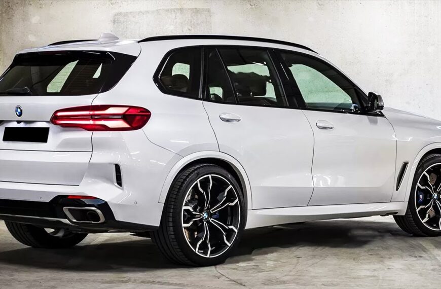 2023 BMW X5 — PRVI POGLED