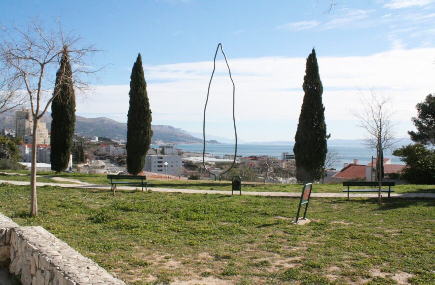 Boris Šitum: “Košulja od lišća”, inauguracija javne plastike u Splitu
