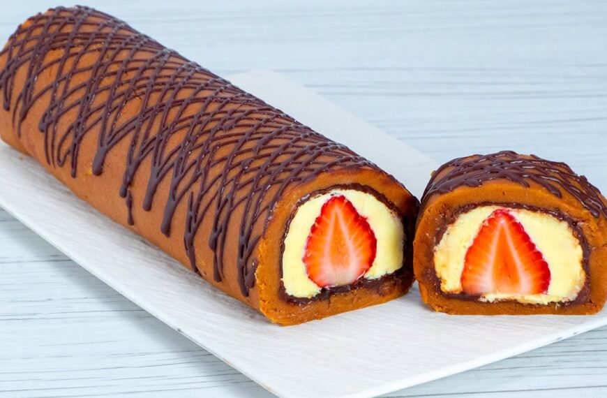 Ukusna rolada s bananama i jagodama – bez pečenja!