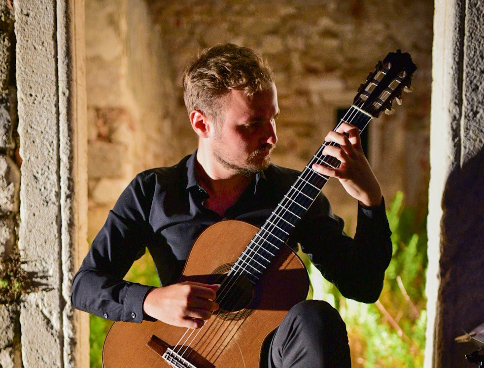 Nastupom gitarista Luke Lovrekovića završio 24. PagArtfestival