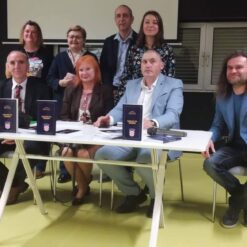 Crnogorski i Hrvatski književnici na promociji crnogorske i hrvatske panorame savremenog pjesništva u Sisku