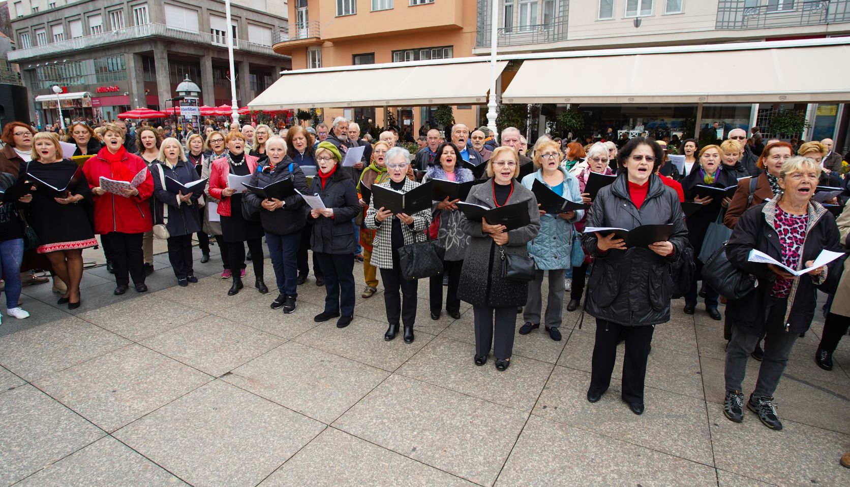 FESTIVAL LJUDI – NA ČETIRI LOKACIJE U CENTRU ZAGREBA ODRŽAN DAN OTVORENOG GRADA
