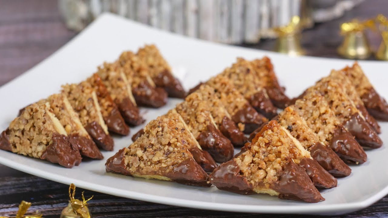 Kolačići trokutići s lješnjacima za Božić i proslave