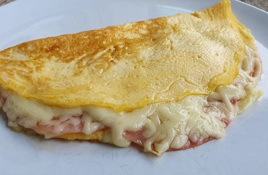 Omlet sa šunkom i sirom – ideja za gablec