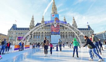 Bečki ledeni san nalazi se ispred vijećnice © stadtwienmarketing_C. Jobst